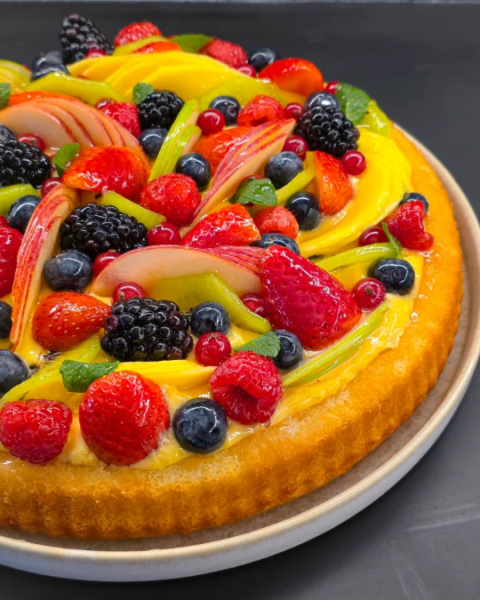 Foto della creazione «Crostata morbida alla frutta»