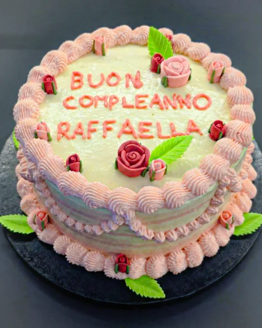 Foto della creazione «Carrot Cake con frosting al cocco»
