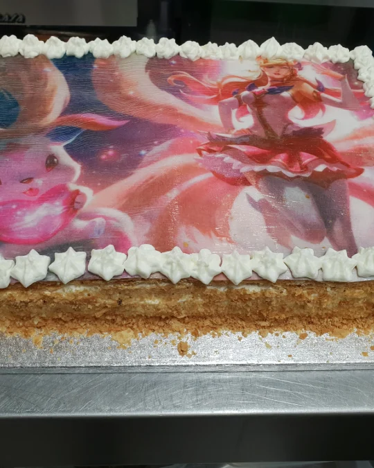 Foto della creazione «Millefoglie con crema pasticcera e ganache al cioccolato»