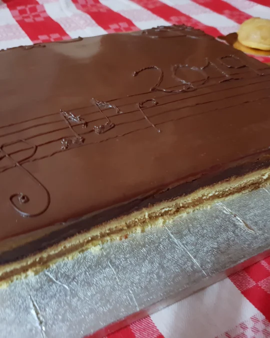 Foto 2 di 4 della creazione «Torta Opera»